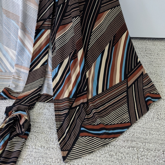 🔥Veronica M Wrap Dress🔥 - Picture 5 of 9